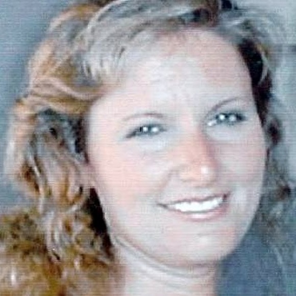 Meet your Posher, Julie - Picture 1 of 1